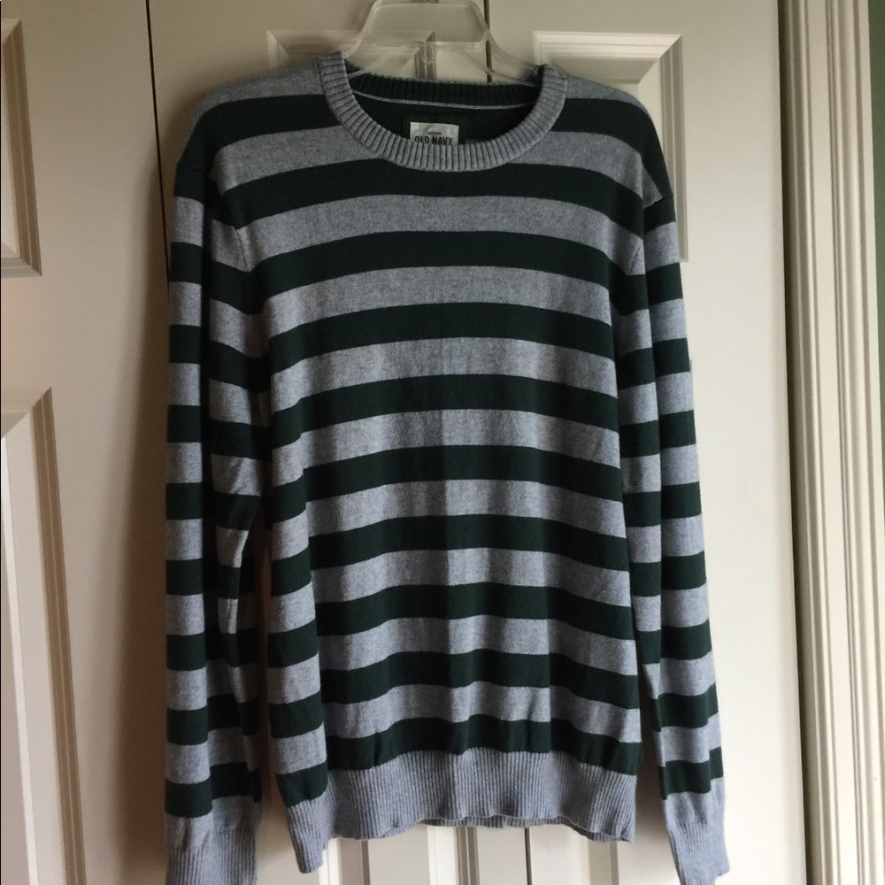 Old Navy sweater